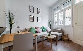 #15Pin-2 Apartamento De Un Dormitorio Plaza Castilla