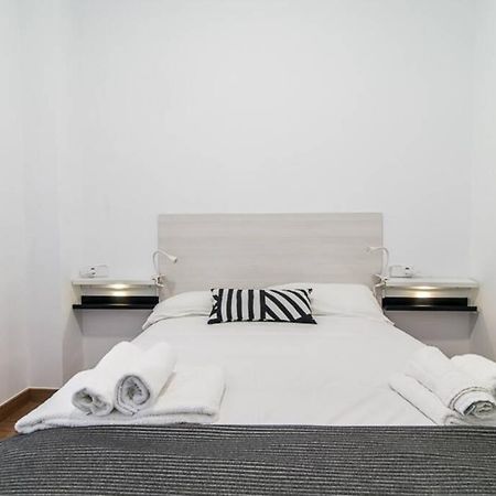 #15Pin-2 Apartamento De Un Dormitorio Plaza Castilla Madryt Zewnętrze zdjęcie