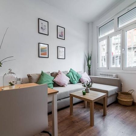 #15Pin-2 Apartamento De Un Dormitorio Plaza Castilla Madryt Zewnętrze zdjęcie